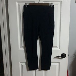 Fabletics black Capri leggings